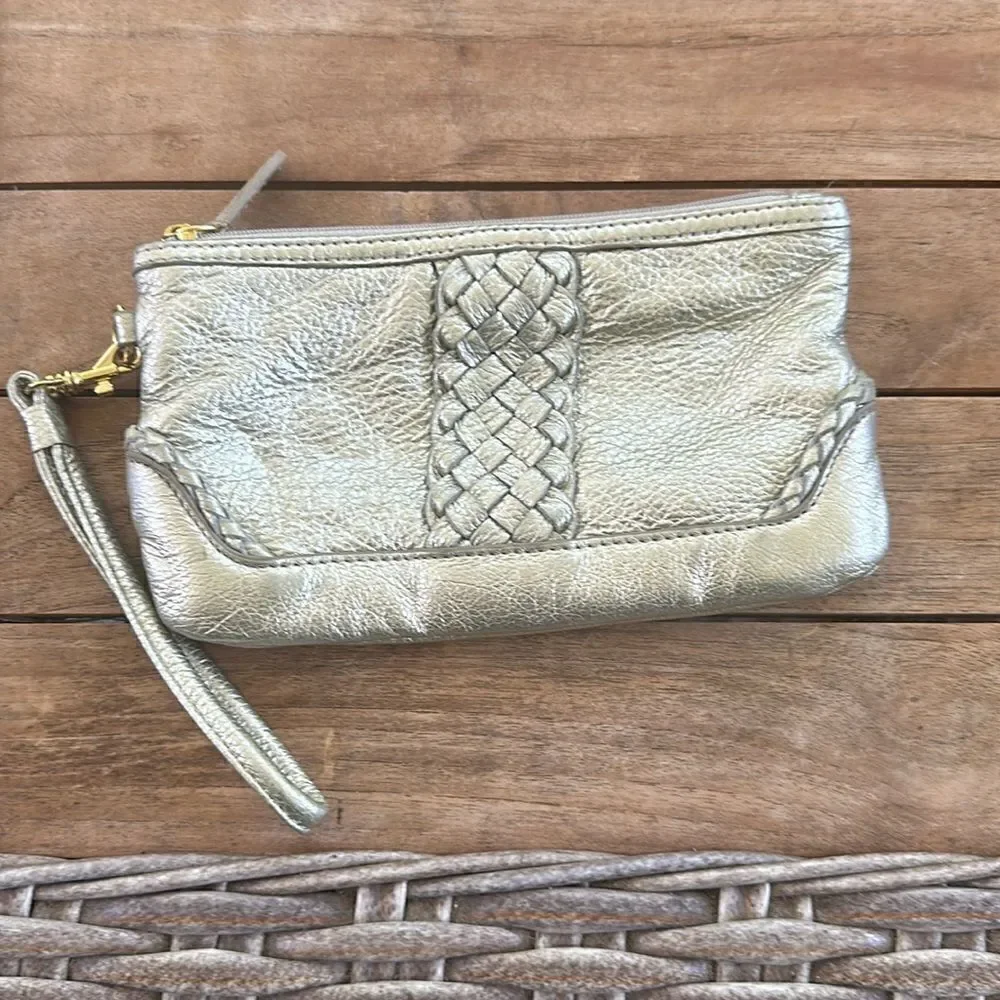 Wilson’s Leather Metallic Wristlet